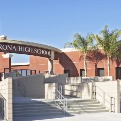 Front entrance of Corona High School in Corona, California. Image credit: Corona High School / coronahs.cnusd.k12.ca.us.